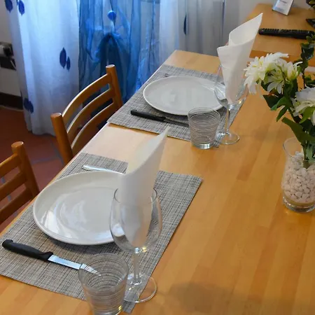 Ferienwohnung Cozy Garden Retrait Varenna Exterior foto
